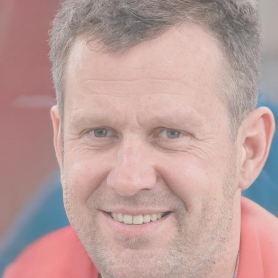 Portrait of Kieran Voss, Senior AI Developer